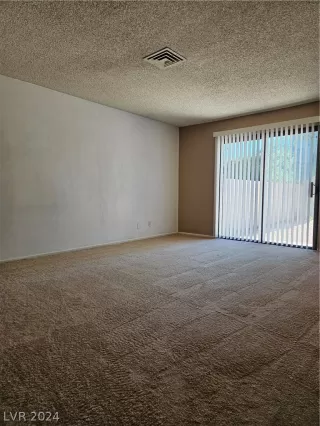 Photo #6: 2598311 Listing 