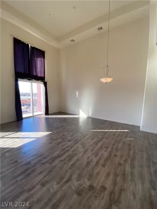 Photo #4: 2598314 Listing 