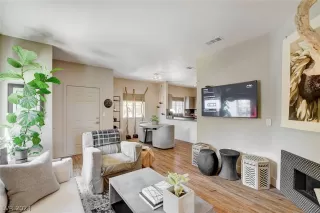 Photo #1: 2598324 Listing