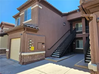 Photo #1: 2598352 Listing 