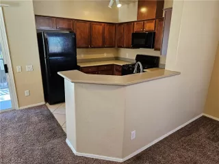 Photo #3: 2598352 Listing 