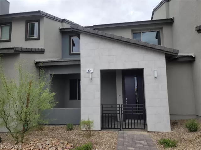 MLS: 2598364 Condo For Sale