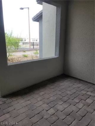 Photo #2: 2598364 Listing 