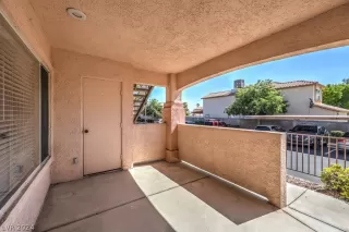 Photo #3: 2598377 Listing