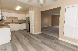 Photo #2: 2598392 Listing 