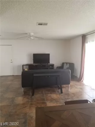 Photo #3: 2598466 Listing 