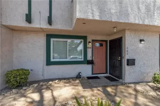 Photo #3: 2598469 Listing