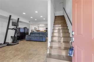 Photo #4: 2598469 Listing