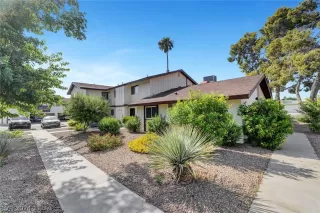 Photo #1: 2598474 Listing