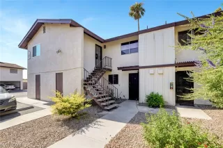 Photo #2: 2598474 Listing