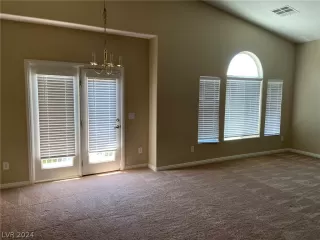 Photo #3: 2598476 Listing 