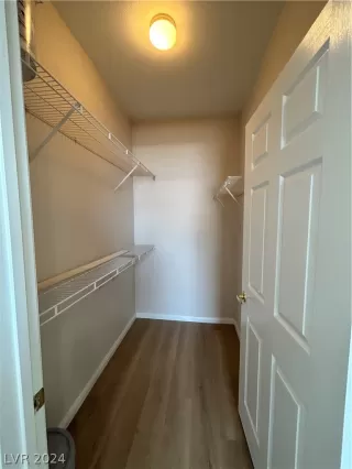 Photo #1: 2598508 Listing 