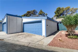 Photo #3: 2598517 Listing