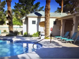 Photo #5: 2598524 Listing 