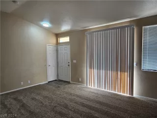 Photo #6: 2598524 Listing 