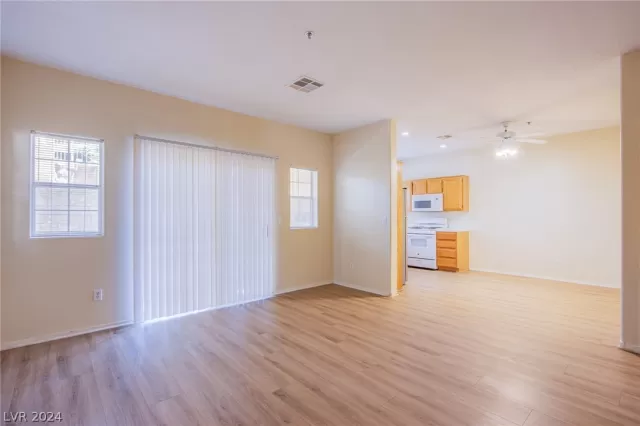 MLS: 2598541 Condo For Sale