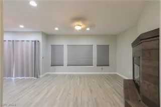 Photo #4: 2598552 Listing 