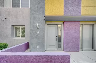 Photo #2: 2598555 Listing