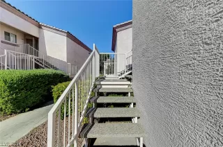 Photo #2: 2598560 Listing 