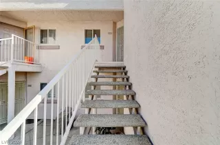 Photo #3: 2598560 Listing 