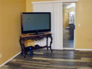 Photo #5: 2598573 Listing