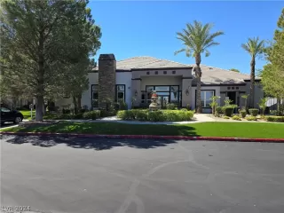 Photo #1: 2598586 Listing