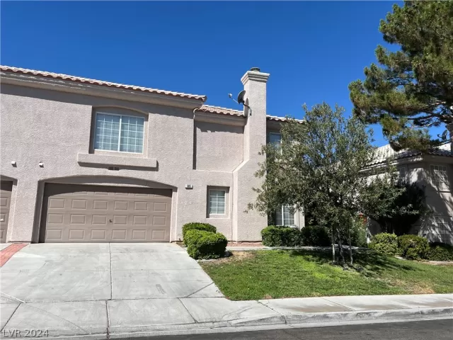 MLS: 2598588 Condo For Sale