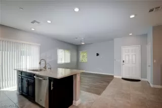 Photo #5: 2598597 Listing 