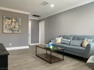 Photo #5: 2598615 Listing 