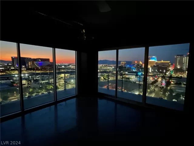 MLS: 2598654 Condo For Sale