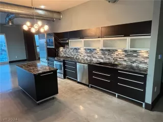 Photo #5: 2598654 Listing 