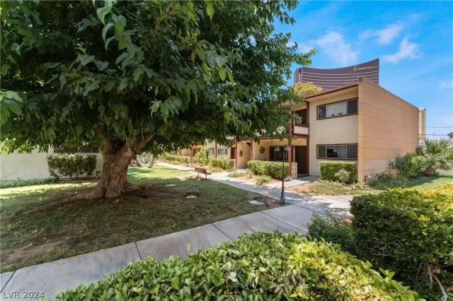 MLS: 2598660 Condo For Sale
