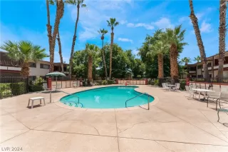 Photo #1: 2598660 Listing 