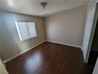 Photo #4: 2598669 Listing 