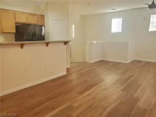 Photo #4: 2598735 Listing 