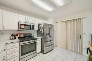 Photo #4: 2598747 Listing 