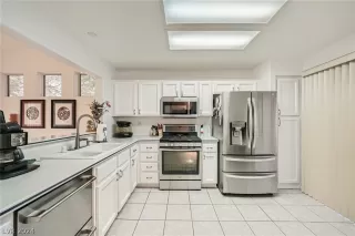 Photo #5: 2598747 Listing 