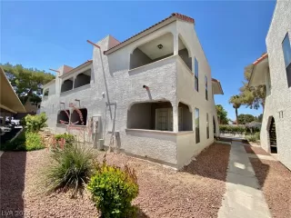 Photo #1: 2598750 Listing 