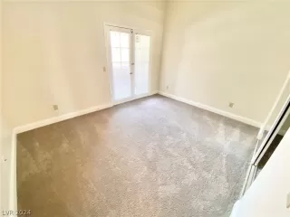 Photo #6: 2598750 Listing 