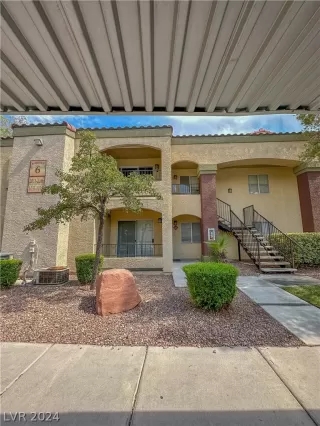 Photo #1: 2598751 Listing 