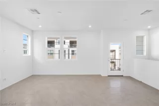 Photo #4: 2598760 Listing 