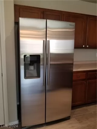 Photo #3: 2598815 Listing 