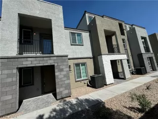 Photo #3: 2598816 Listing 