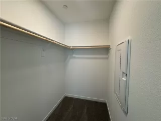 Photo #6: 2598816 Listing 