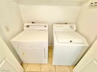 Photo #6: 2598825 Listing 