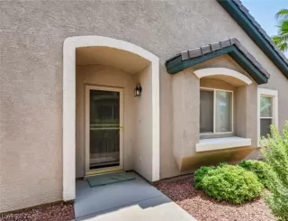 Photo #3: 2598861 Listing 