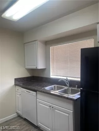 Photo #6: 2598929 Listing 