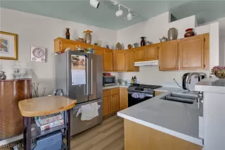 Photo #4: 2598938 Listing 