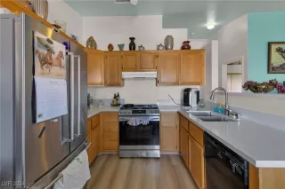 Photo #6: 2598938 Listing 