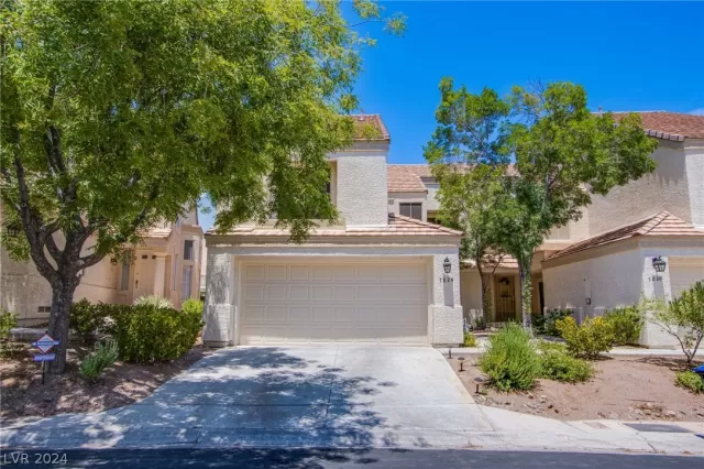 MLS: 2598945 Condo For Sale